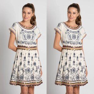 NWT Alice + Olivia Gertie Mini Dress Embroidered Floral Pattern In White Sz 10